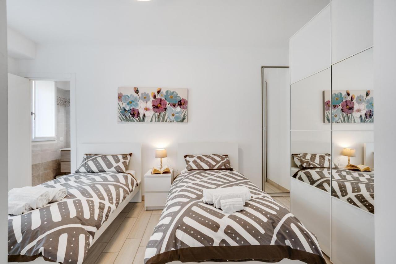 Dream Holiday Houses チェルノッビオ エクステリア 写真