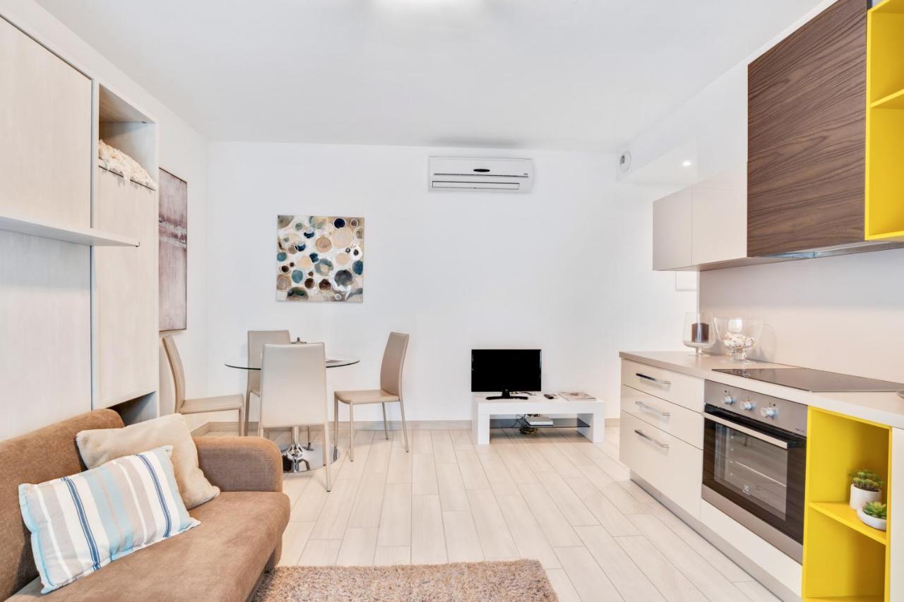 Dream Holiday Houses チェルノッビオ エクステリア 写真